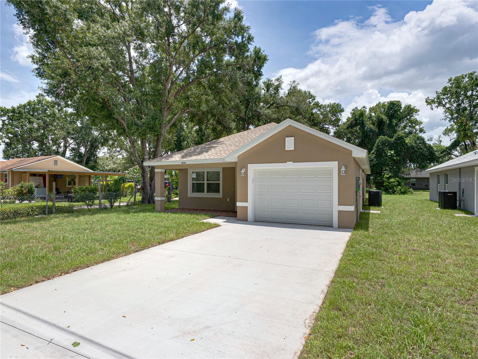 Property Photo: 1810 W Marjorie Street FL 33815