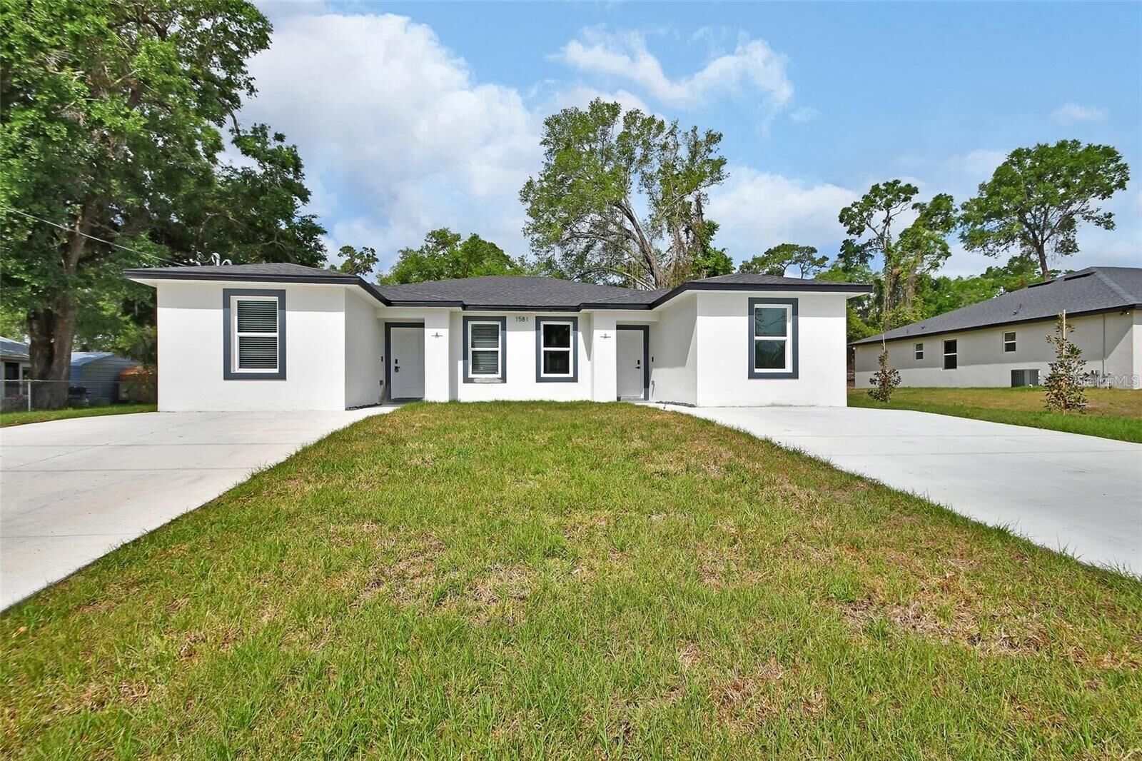 Property Photo:  1581 S Montgomery Street  FL 32720 