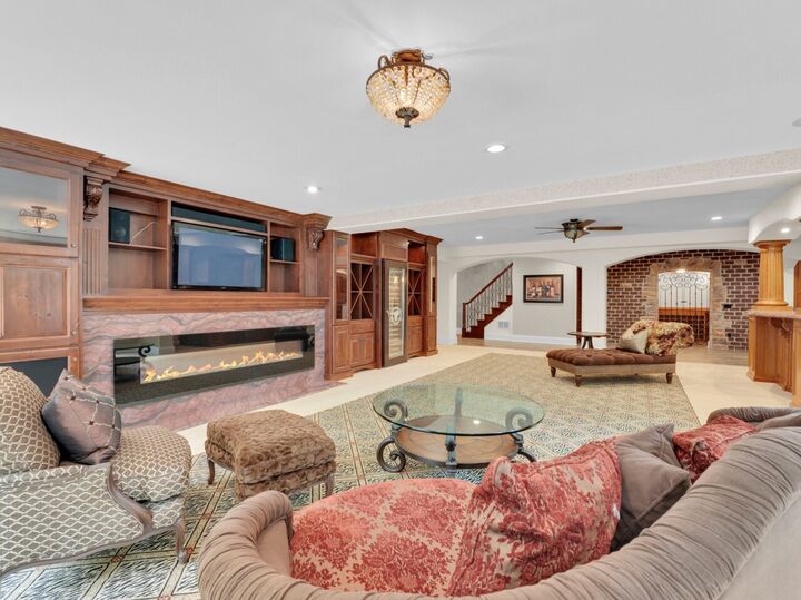 Property Photo: 7426 S Stone Hedge Dr WI 53132