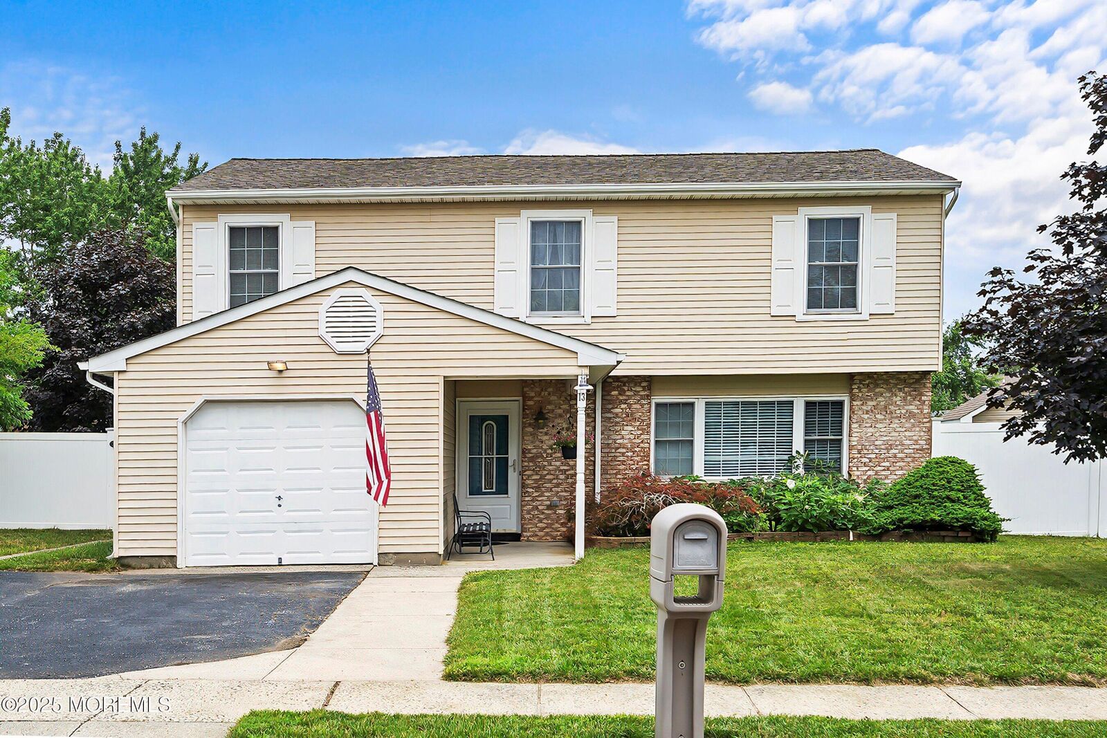 Property Photo:  13 Boulder Drive  NJ 08005 