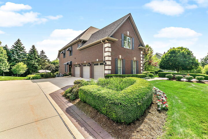 Property Photo: 236 Sherlock Street IL 60423