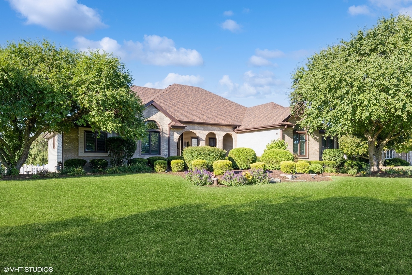 Property Photo:  21025 Alicia Court  IL 60441 