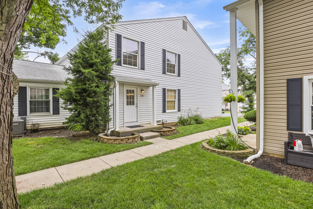 418 James Court B  Glendale Heights IL 60139 photo