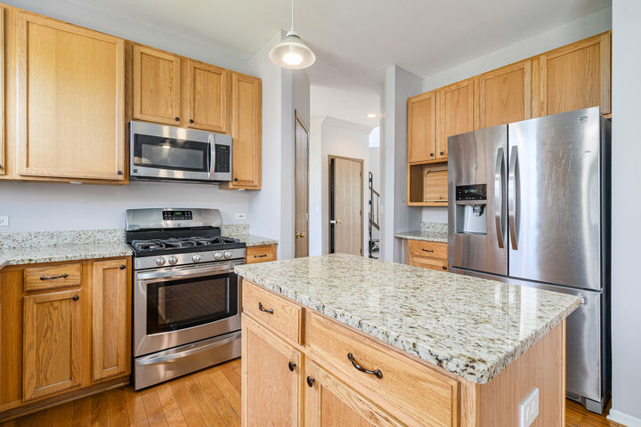 Property Photo:  1453 Waterside Drive  IL 60490 