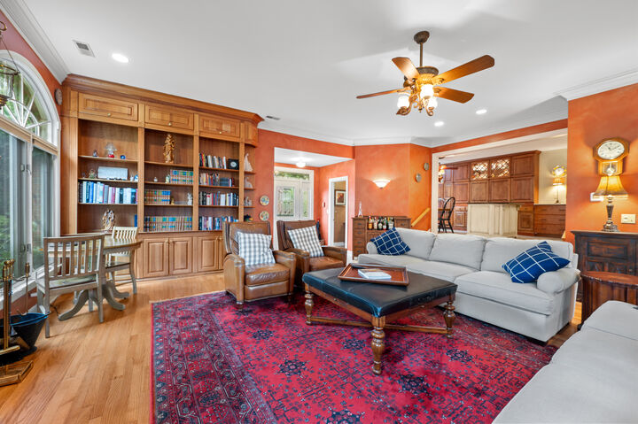 Property Photo:  7833 W Cortland Street  IL 60707 