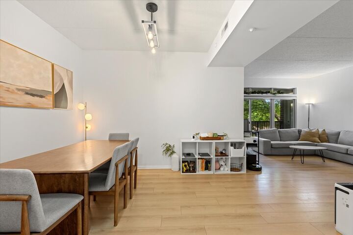 Property Photo: 660 Prestwick Lane 208 IL 60090