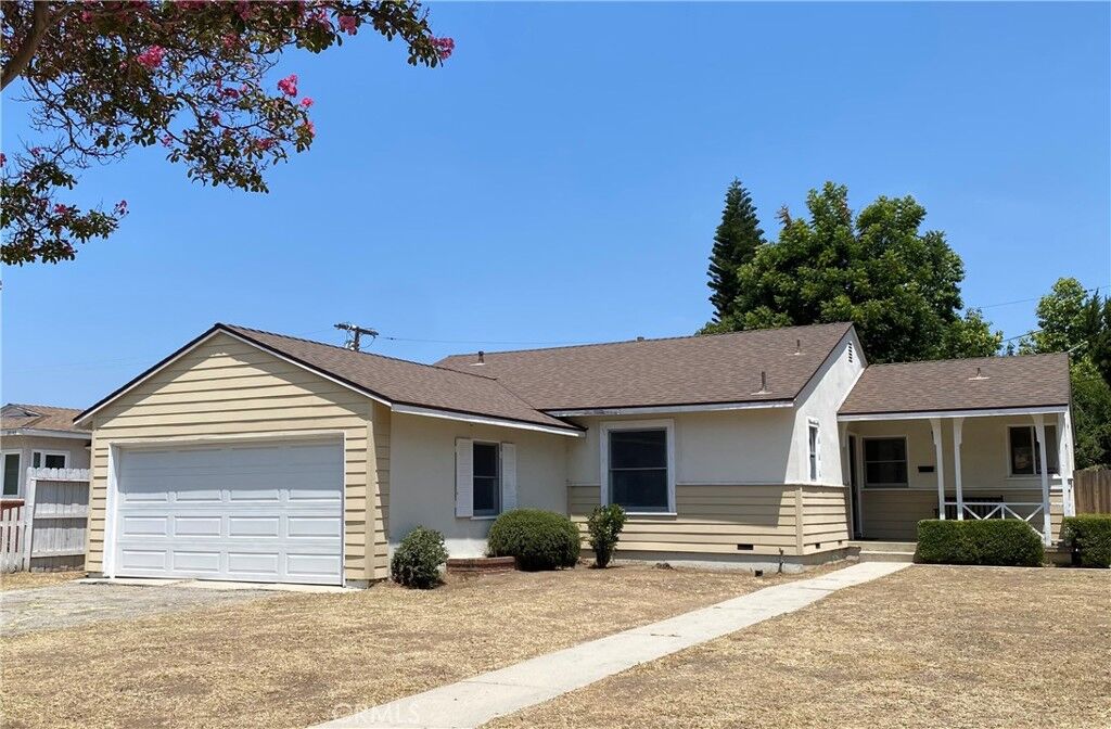 Property Photo:  20139 Hartland St  CA 91306 