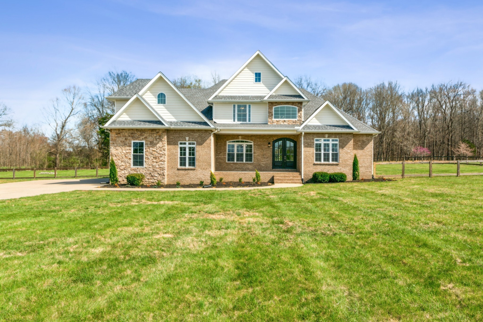 Property Photo: 3725 Glen Raven Rd TN 37032