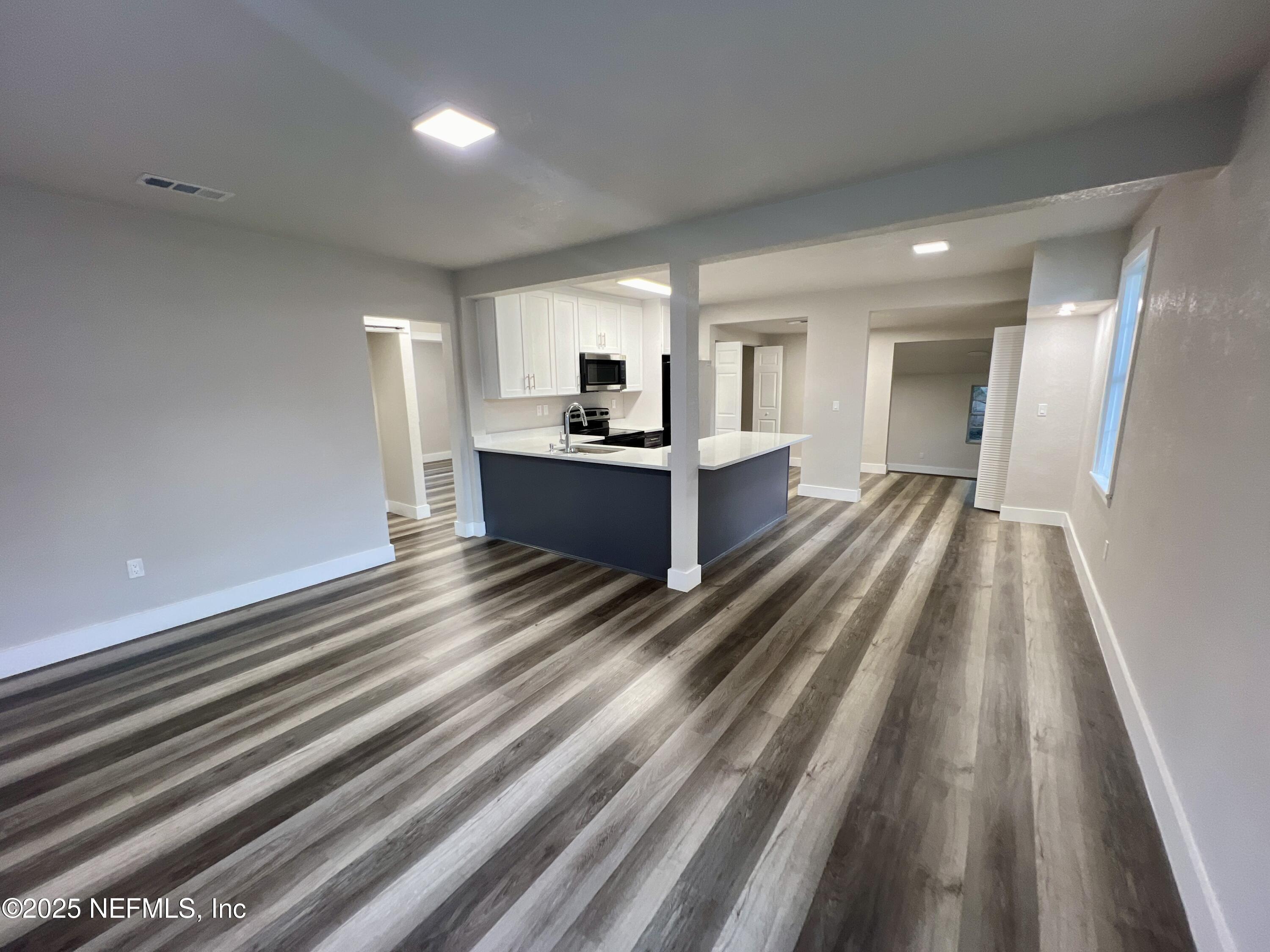 Property Photo: 3133 Gilmore Street FL 32205