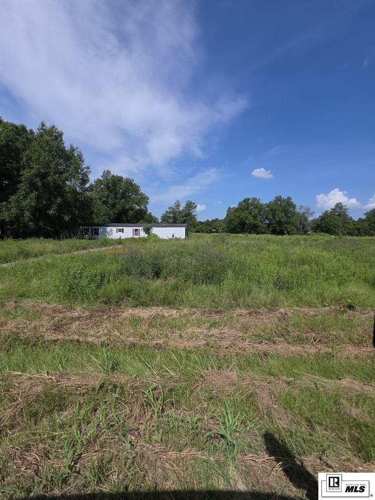 Property Photo: 301 Sycamore Lane LA 71202