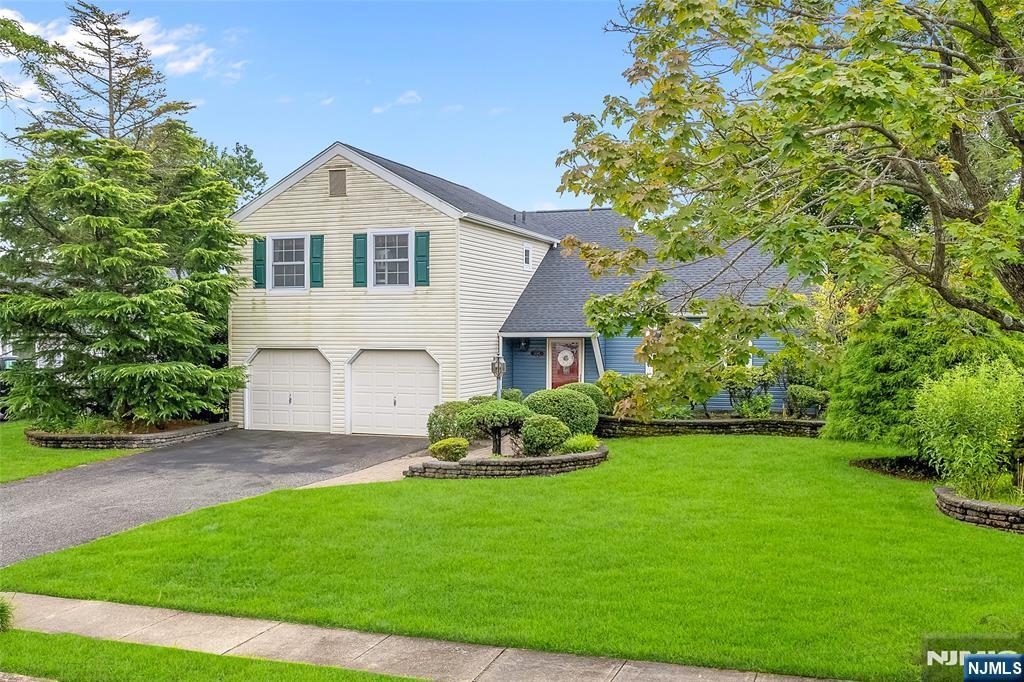 Property Photo: 1095 Bandon Road NJ 08753