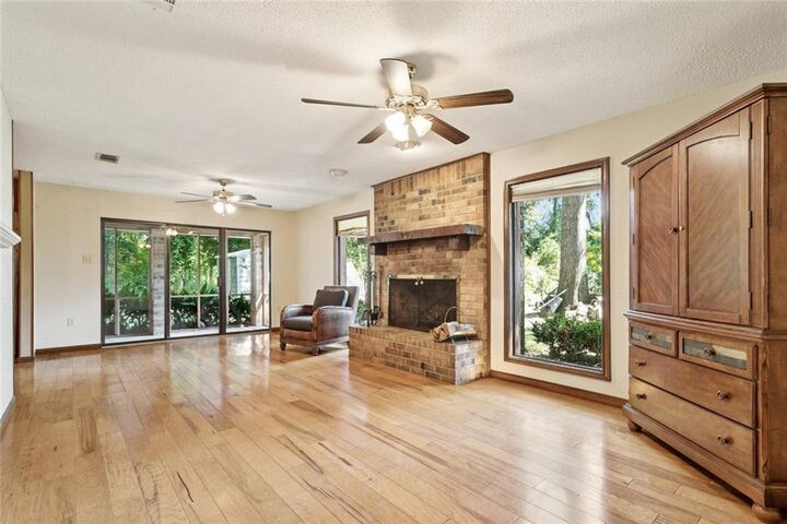 Property Photo:  100 Oakwood Drive  LA 70448 
