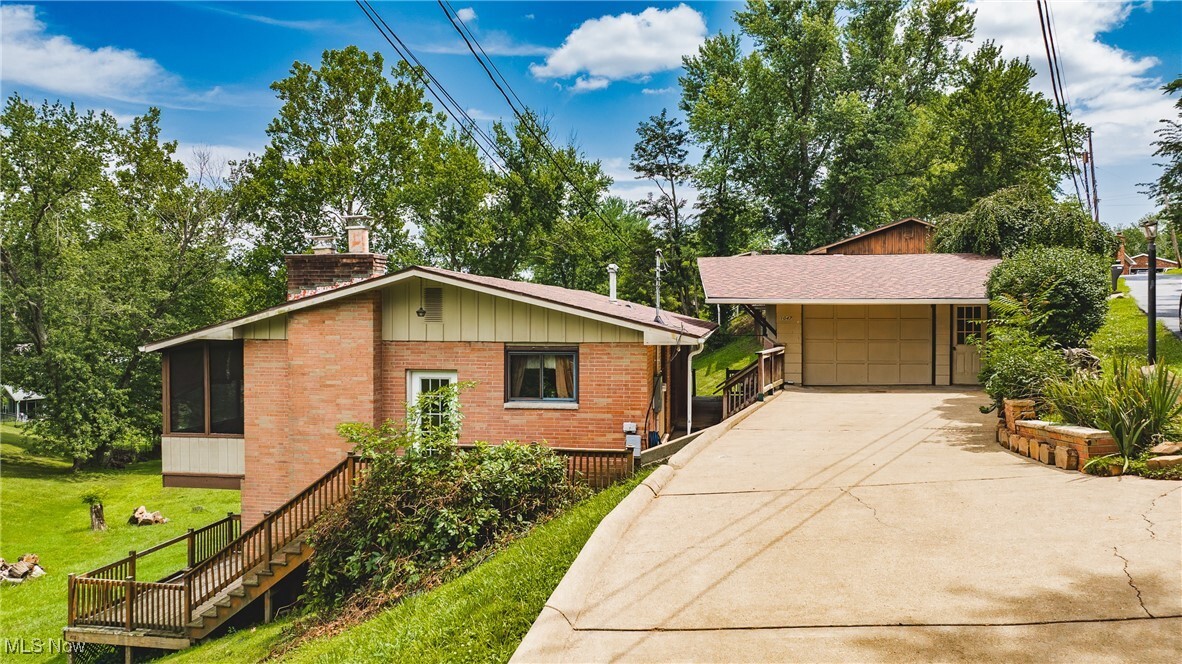 1047 Lakewood Circle  Washington WV 26181 photo