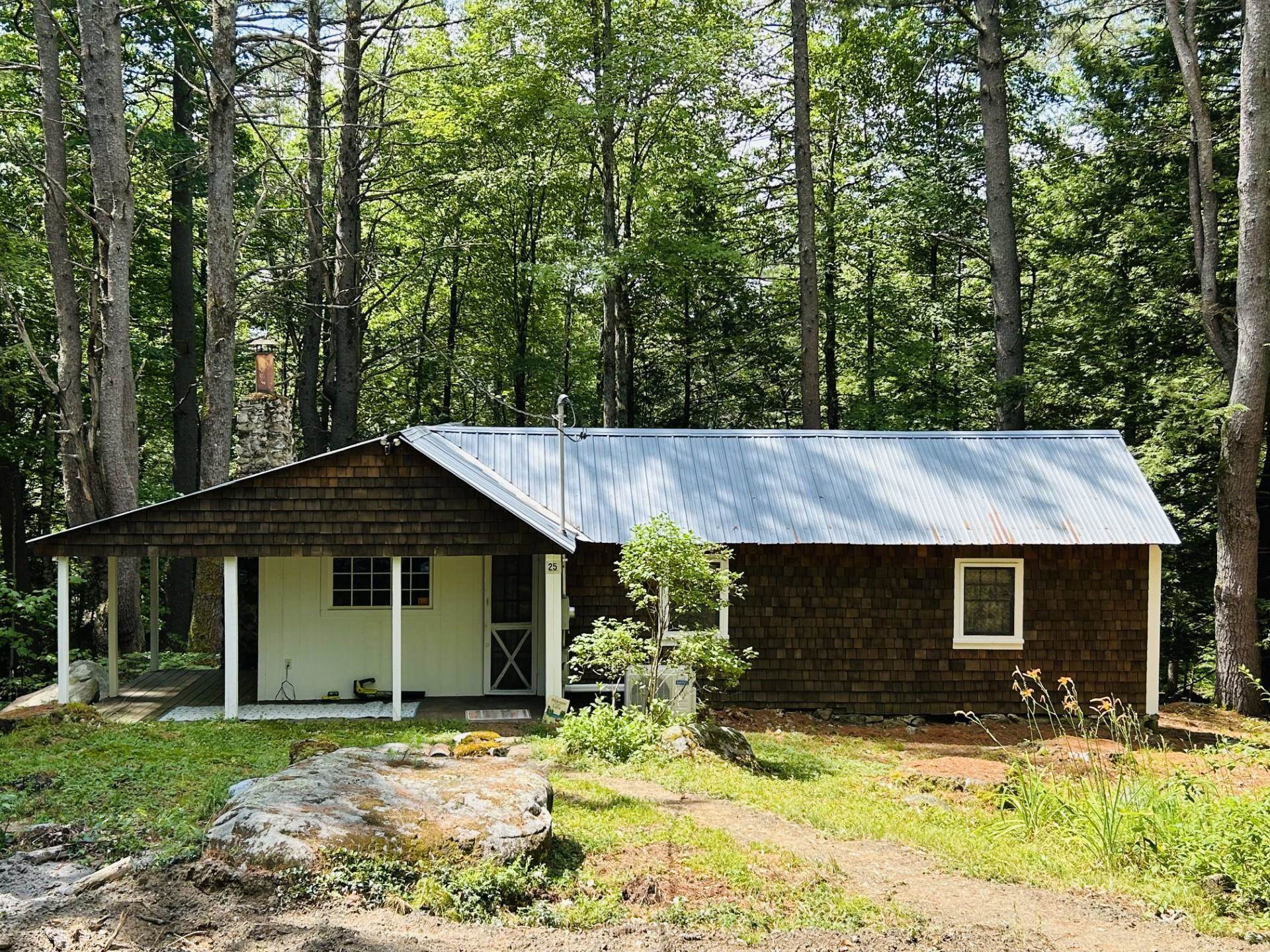 Property Photo: 25 South Pond Road NH 03447