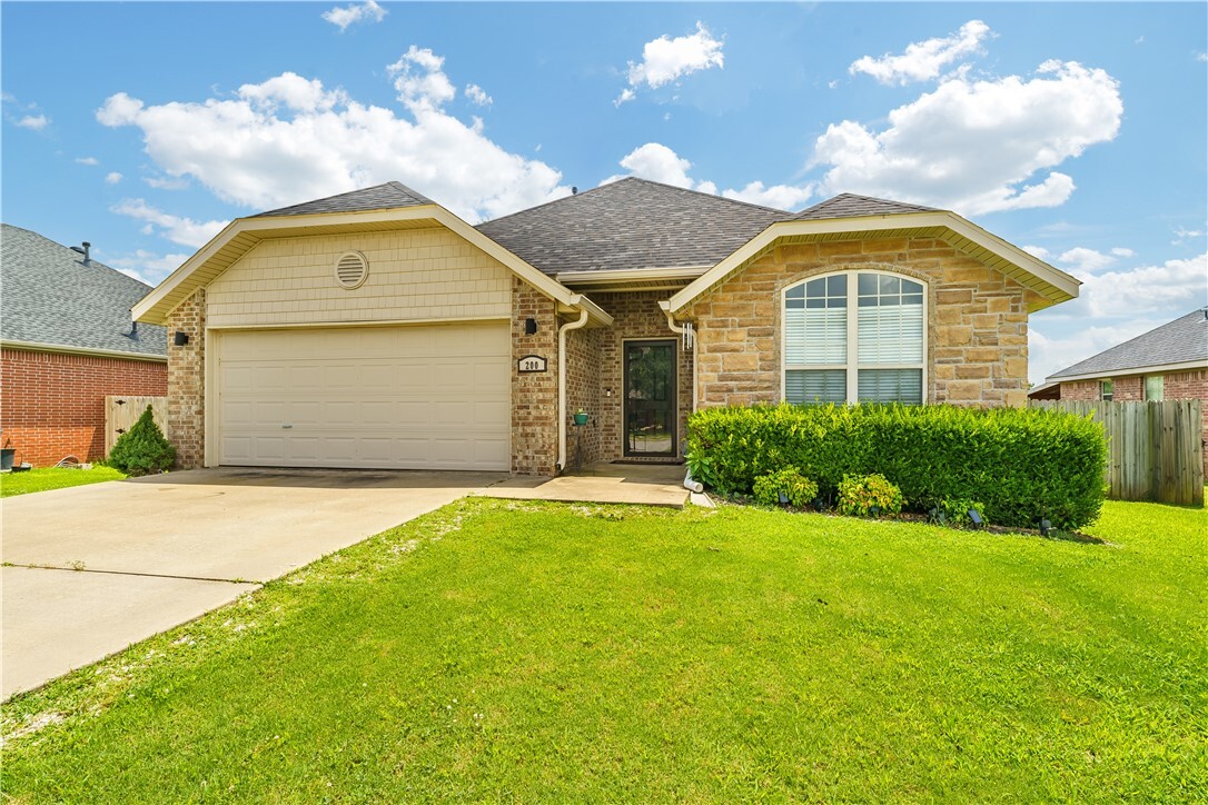 200 Laurel Avenue  Rogers AR 72758 photo