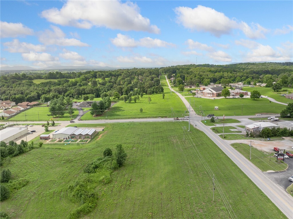 Property Photo: 1905 Capps Road AR 72601