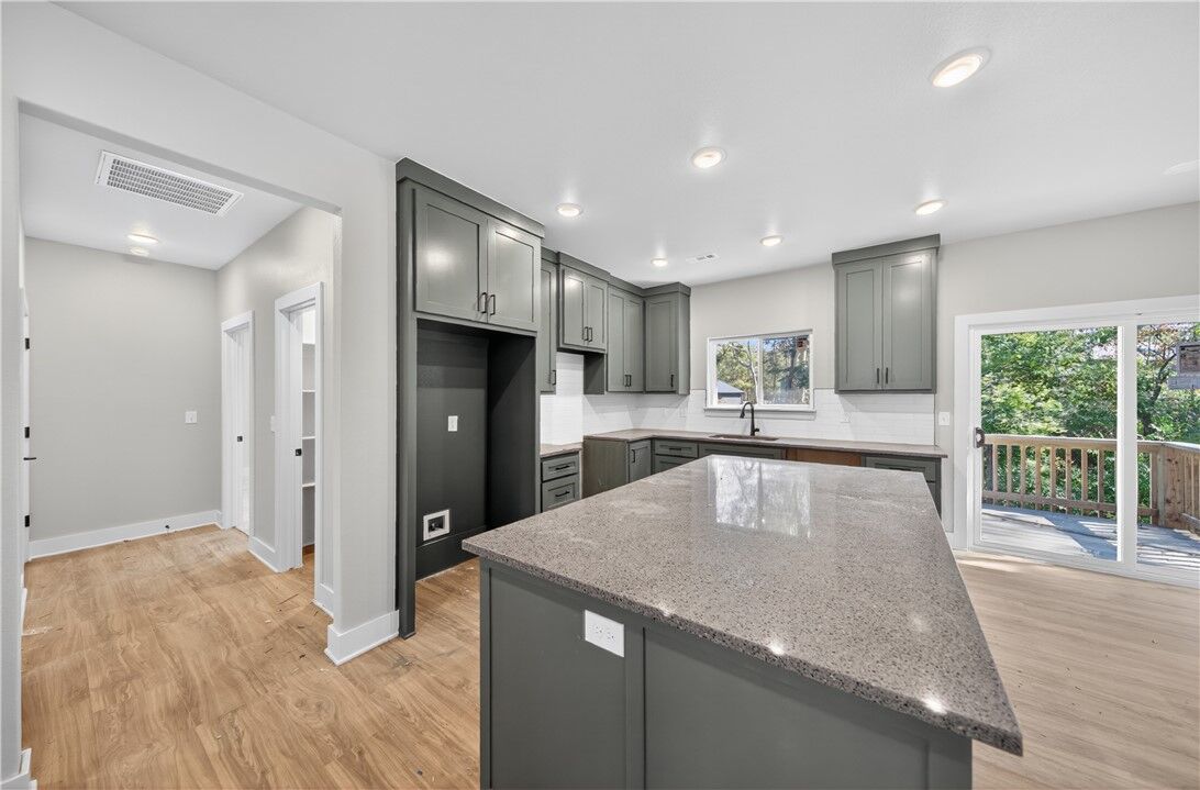 Property Photo: 10 Bankfoot Lane AR 72715