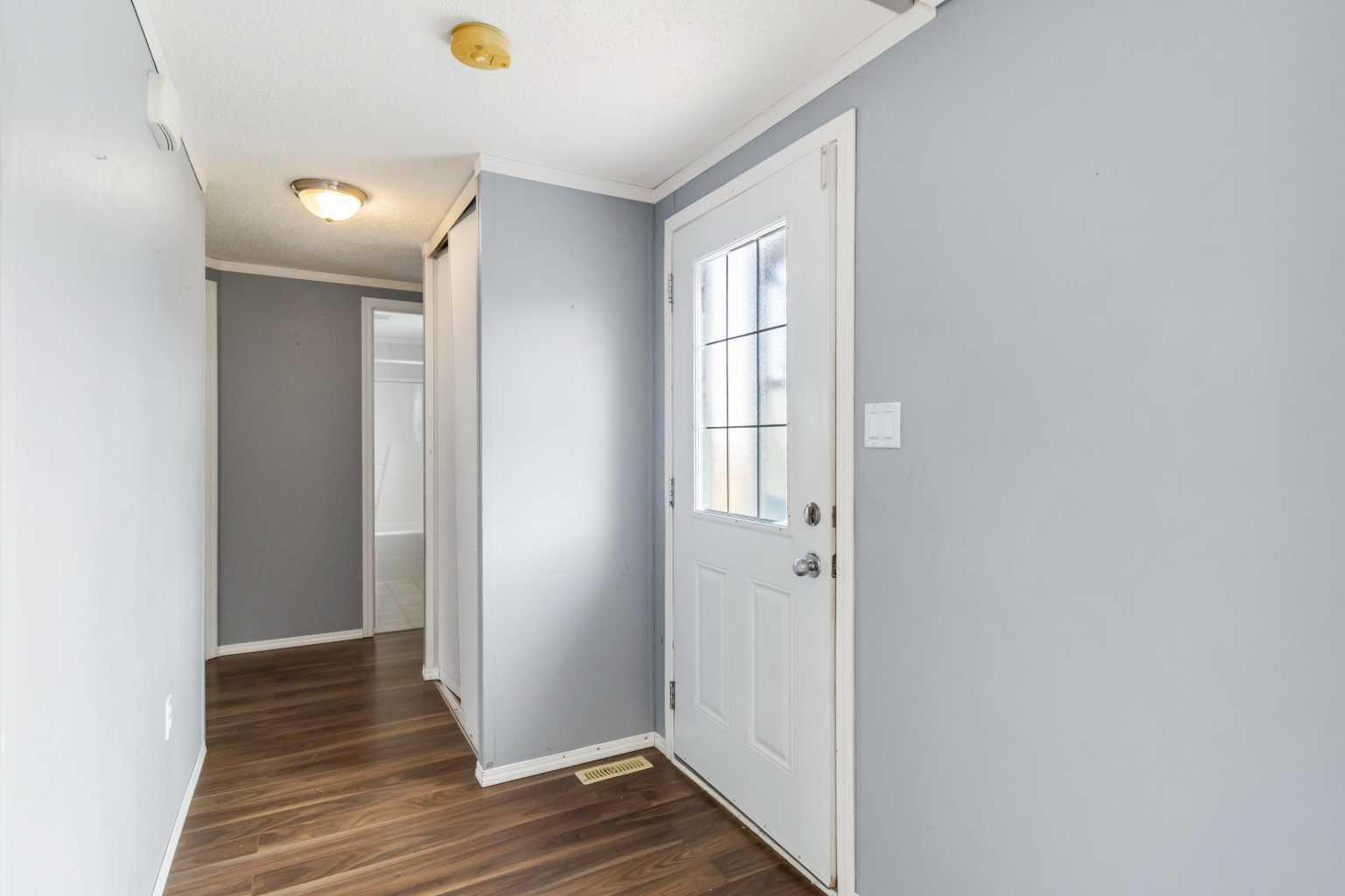 Photo de la propriété: 305 Ash Way AB T9K 0G3