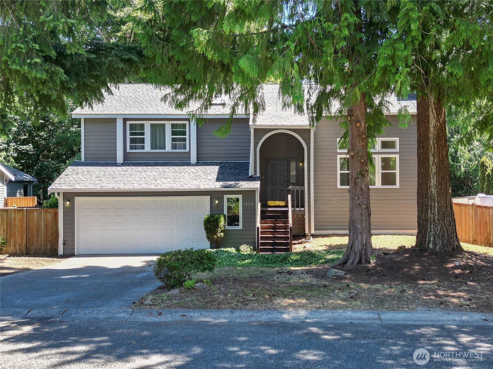 Property Photo: 12125 53rd Avenue SE WA 98208