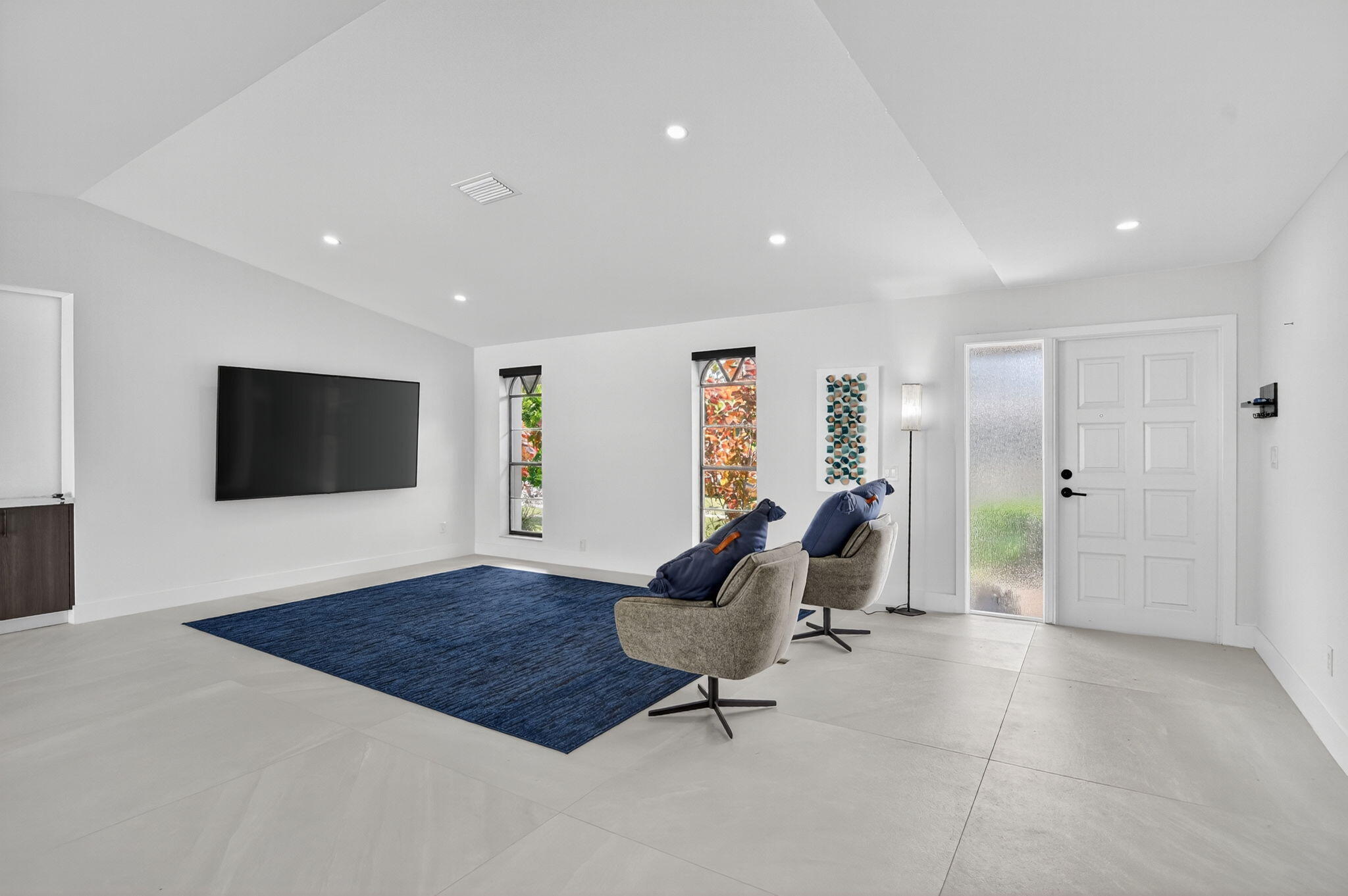 Property Photo: 20833 Sonrisa Way FL 33433