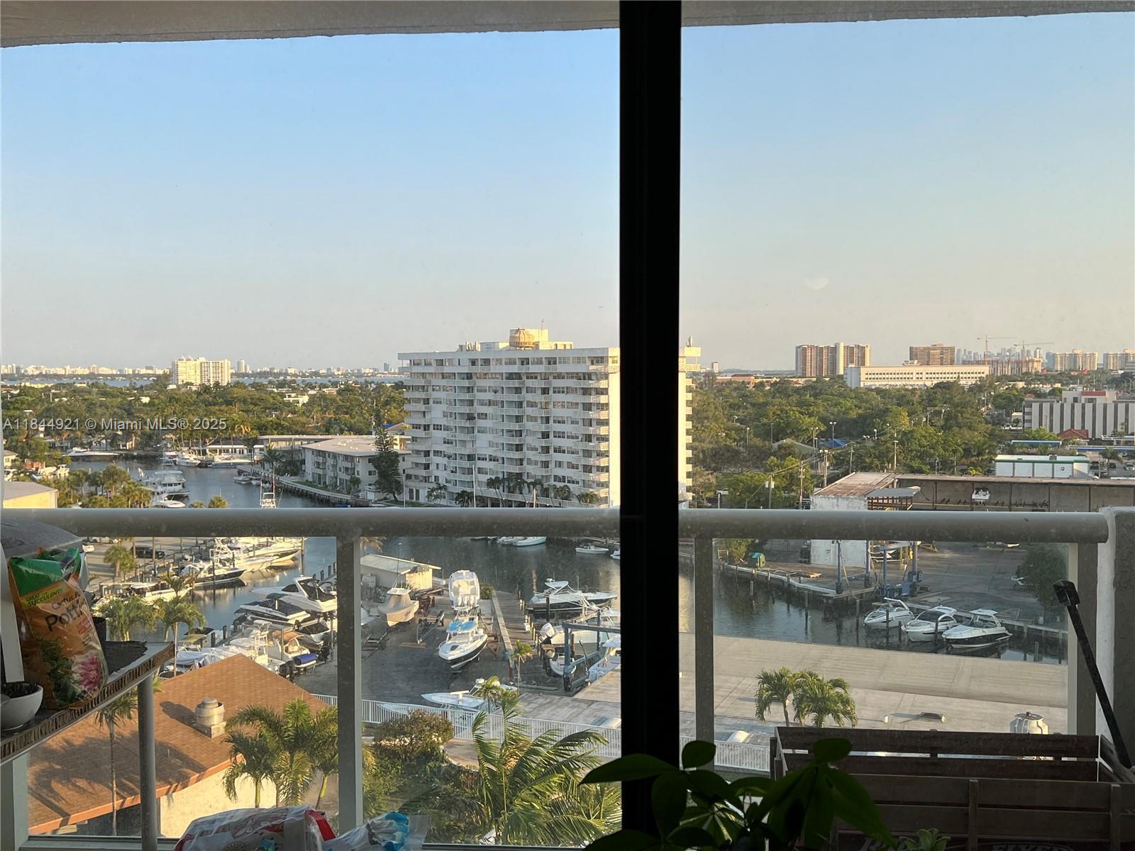 Property Photo: 13499 Biscayne Blvd 902 FL 33181