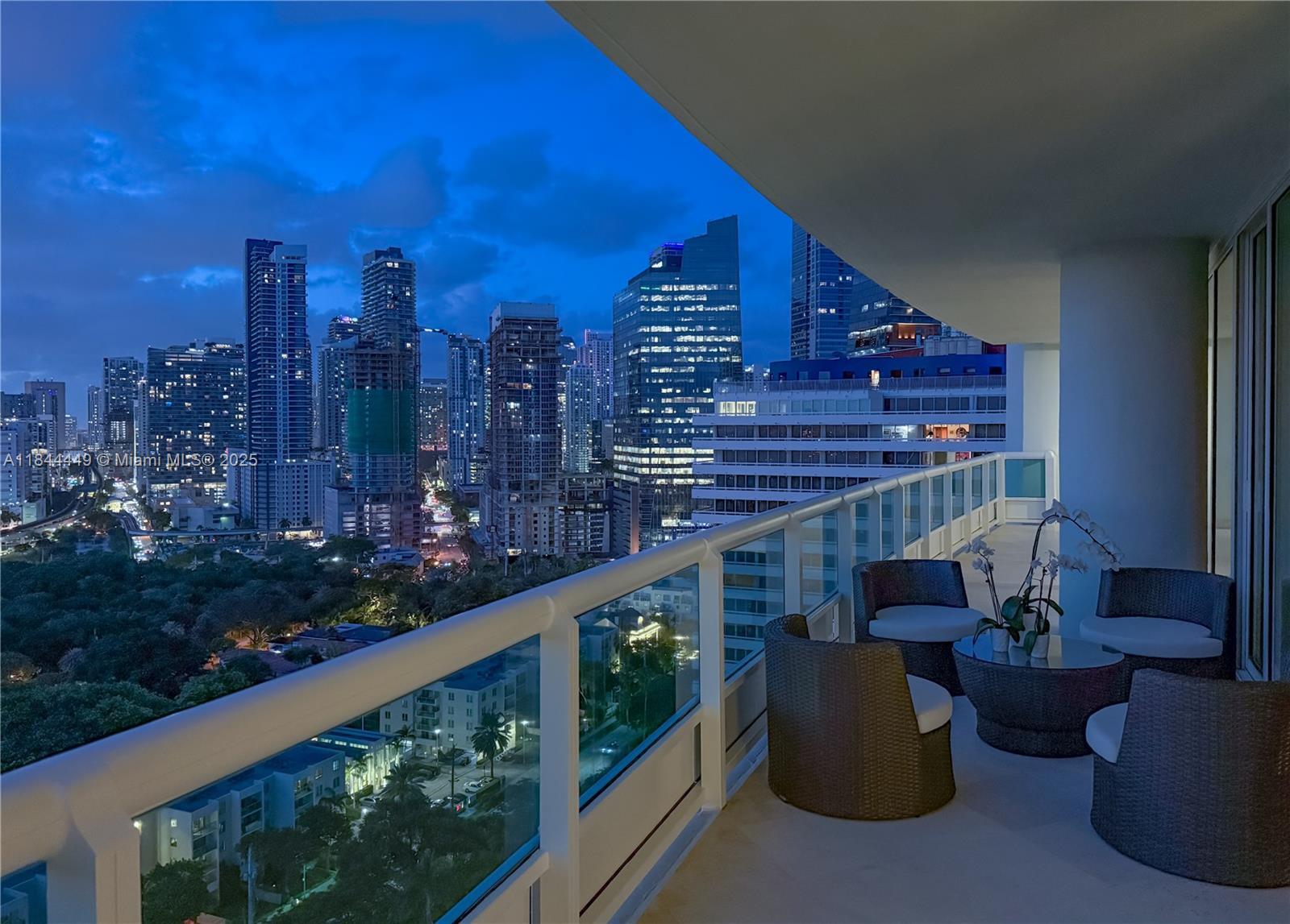 Property Photo: 1643 Brickell Ave 2506 FL 33129