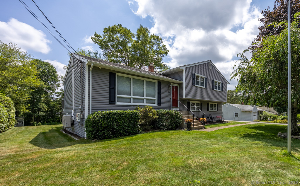 Property Photo:  28 Sandy Lane  CT 06716 