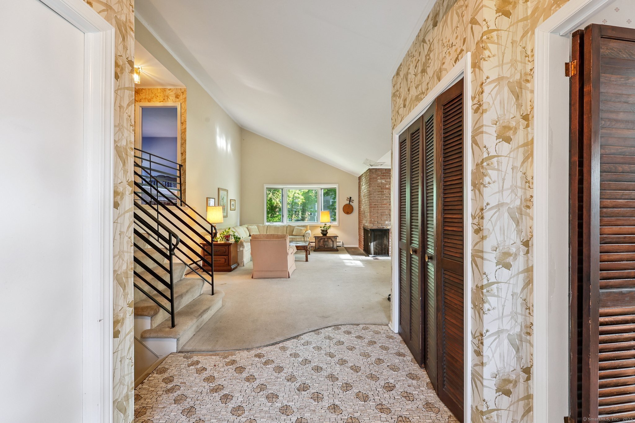 Property Photo: 25 Hilldale Road CT 06117