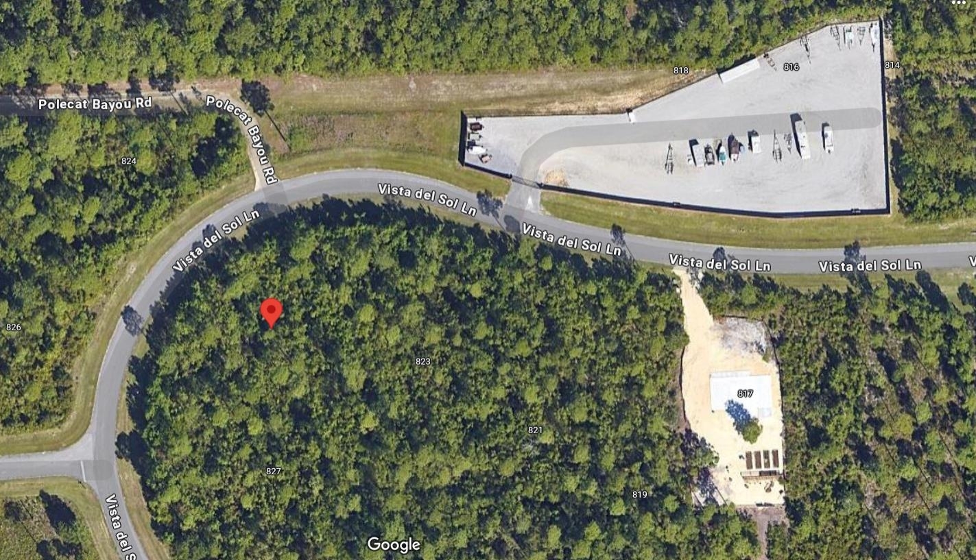 Property Photo: 825 Vista Del Sol Lane FL 32404