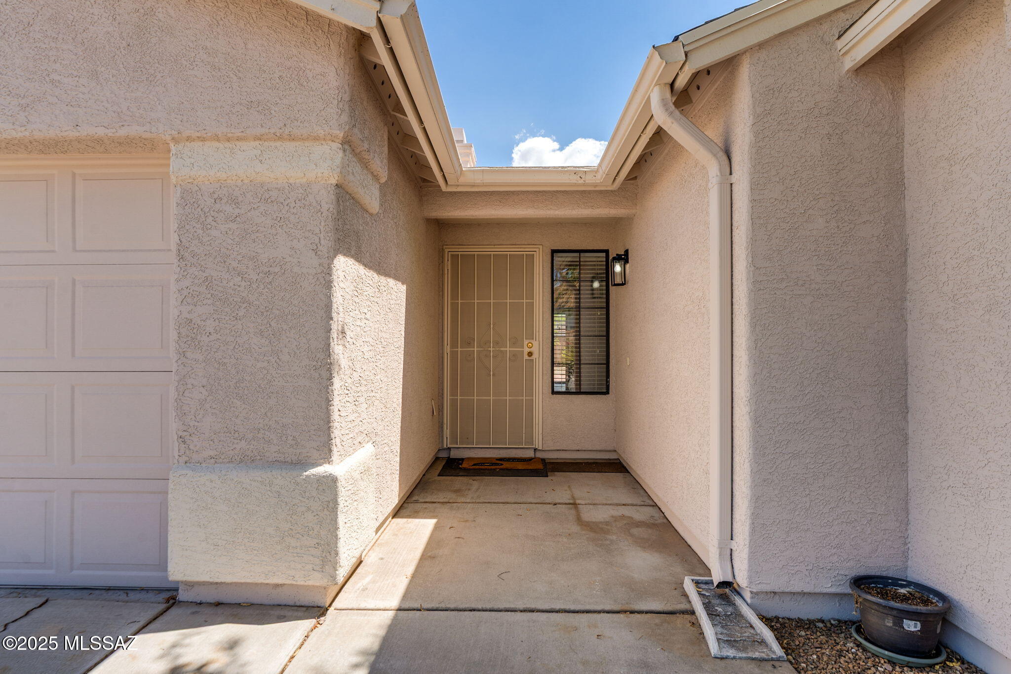 Property Photo: 3263 W Avior Drive AZ 85742