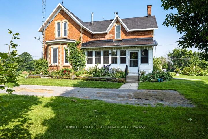Property Photo:  453 Day Road  ON K7H 3C3 