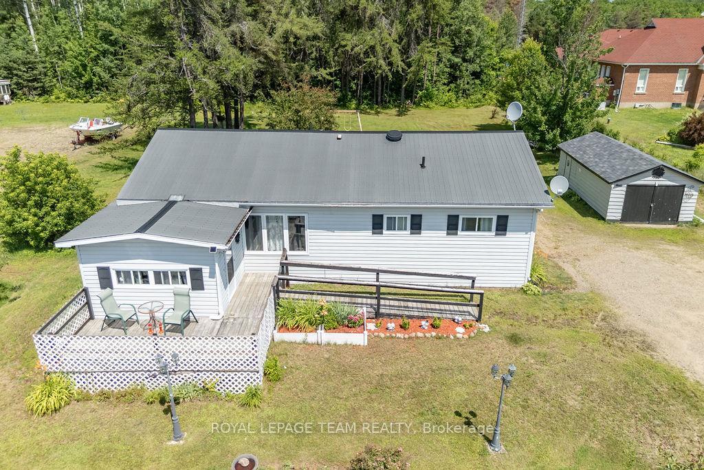 Property Photo: 25280 Highway 60 Highway ON K0J 2C0