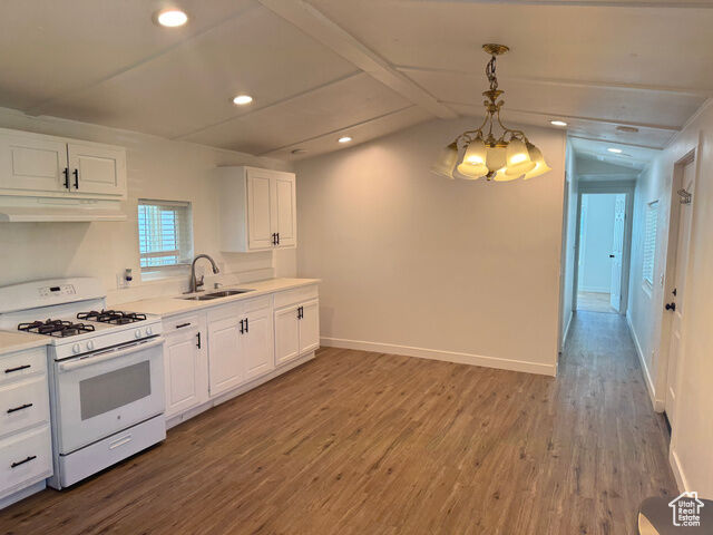 Property Photo: 898 W Little Mountain Dr S UT 84123