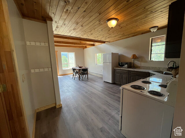 Property Photo:  5490 E Fremont Trl  UT 84055 