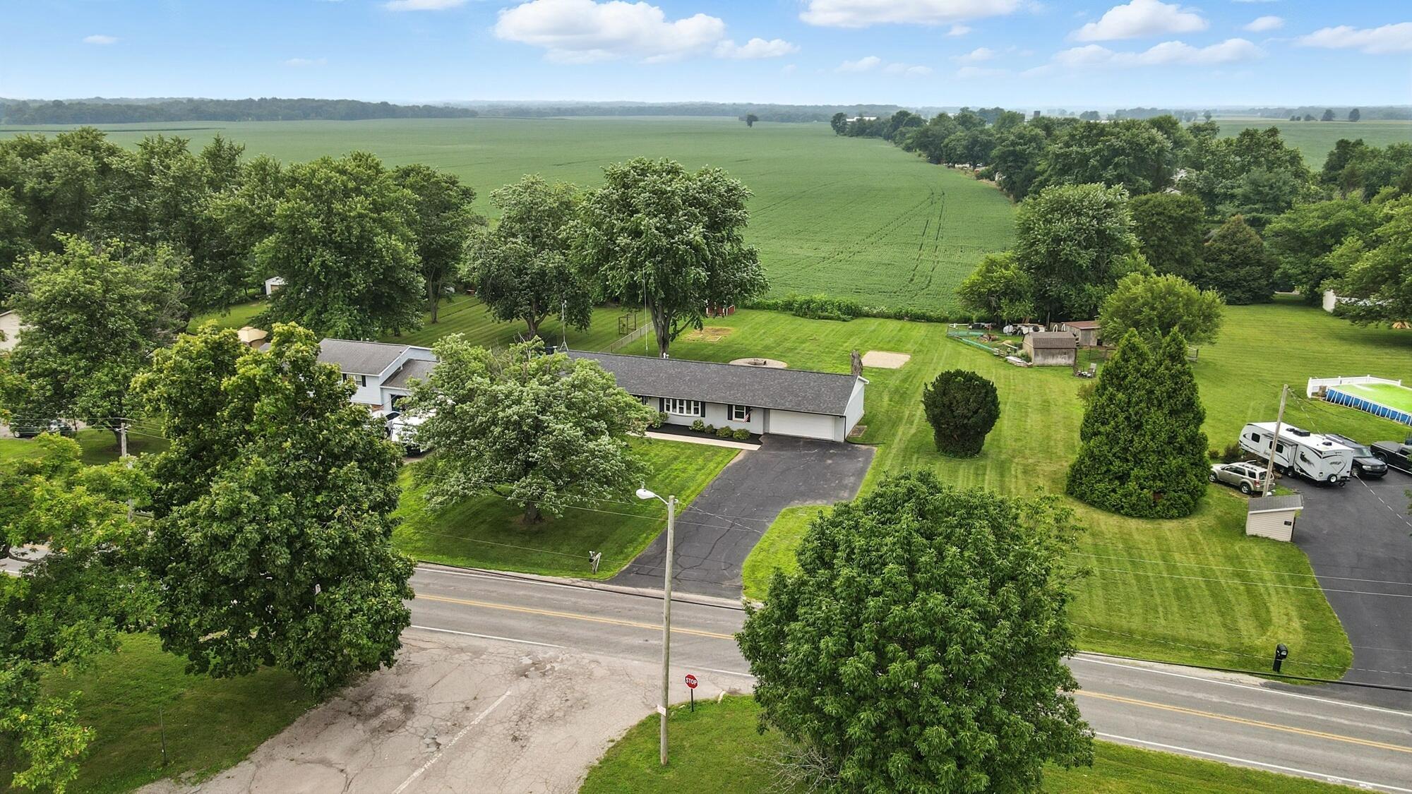 Property Photo: 1405 Bowman Road OH 45502