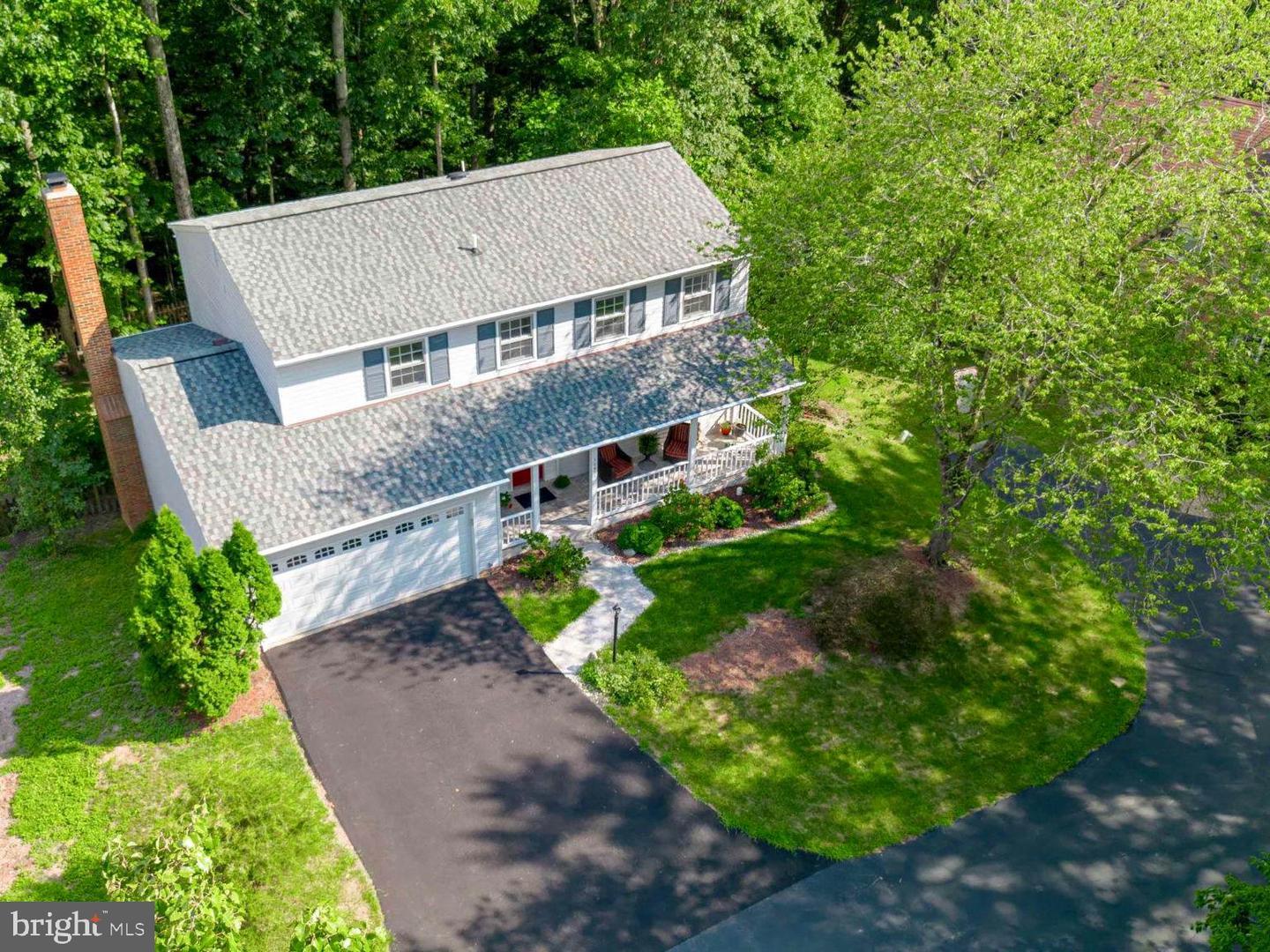 Property Photo: 12871 Valleywood Drive VA 22192