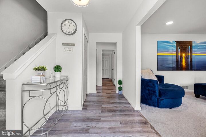 Property Photo:  127 Wedgefield Drive  DE 19720 