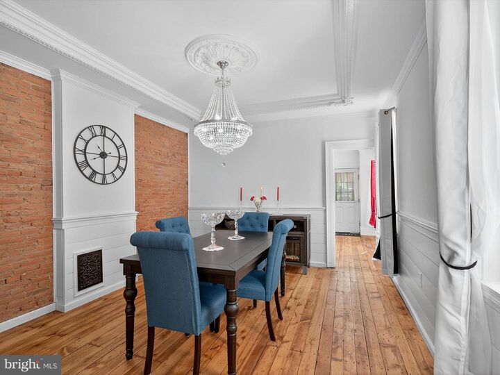 Property Photo: 431 S Queen Street PA 17603