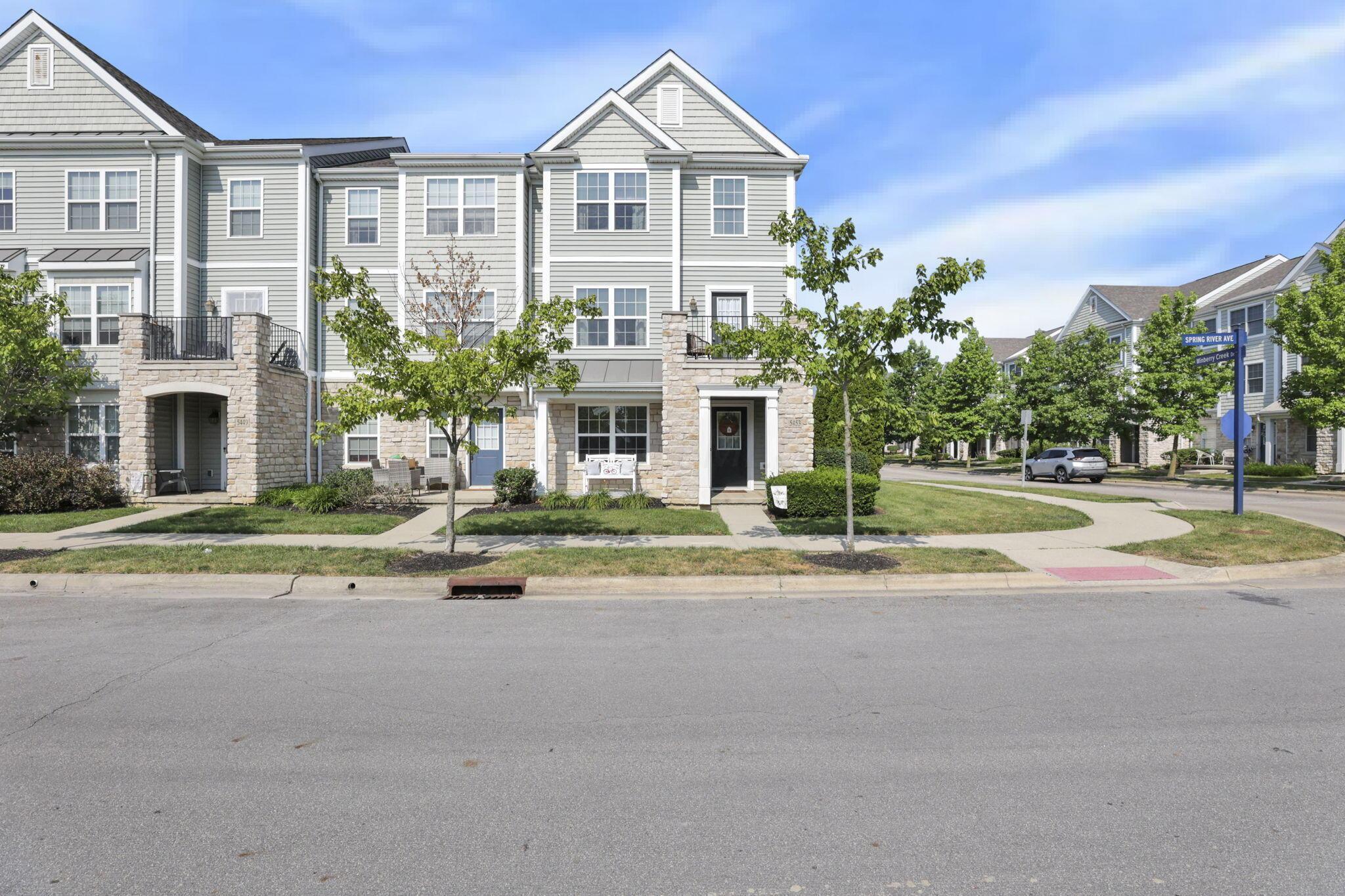 Property Photo: 5453 Spring River Avenue OH 43016