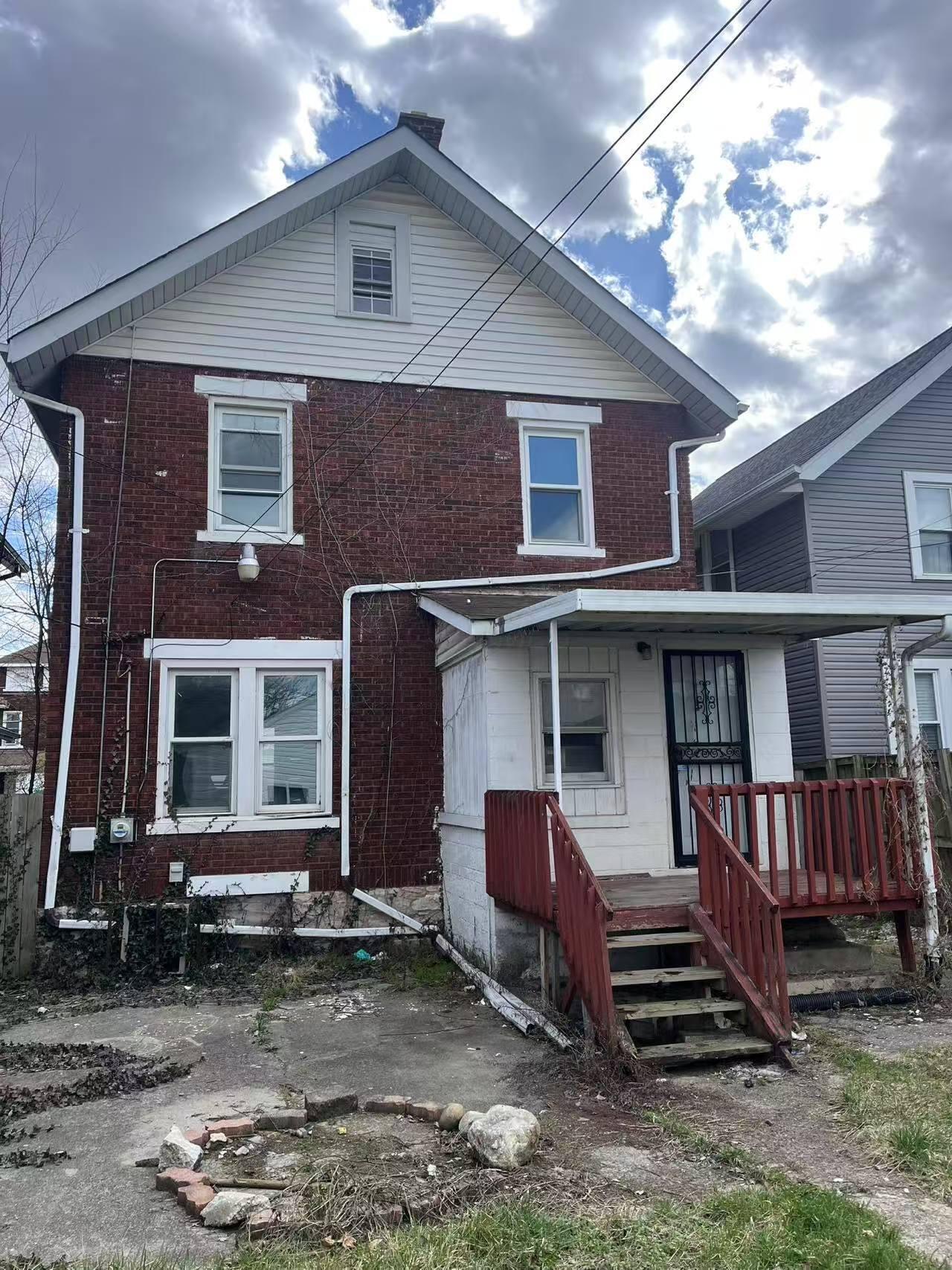 Property Photo:  1144 E Whittier Street  OH 43206 
