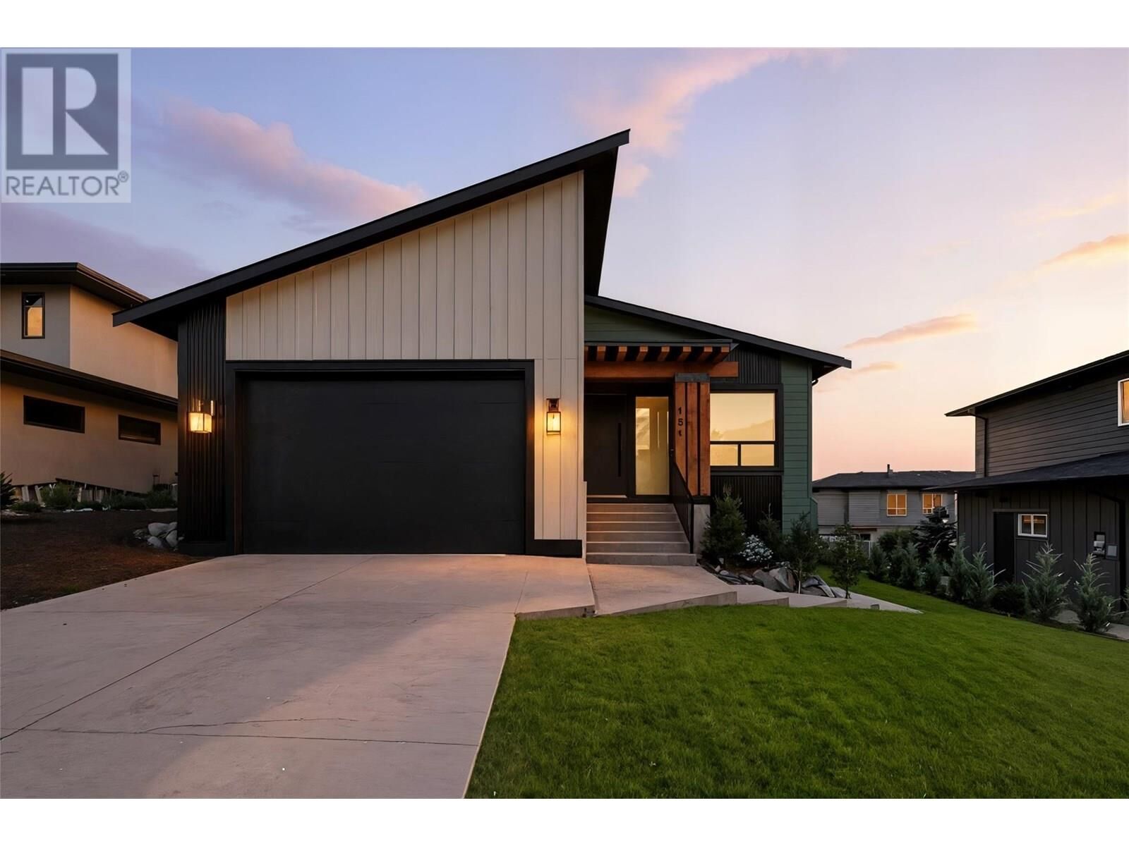 Photo de la propriété: 181 Holloway Drive BC V1S 0B3