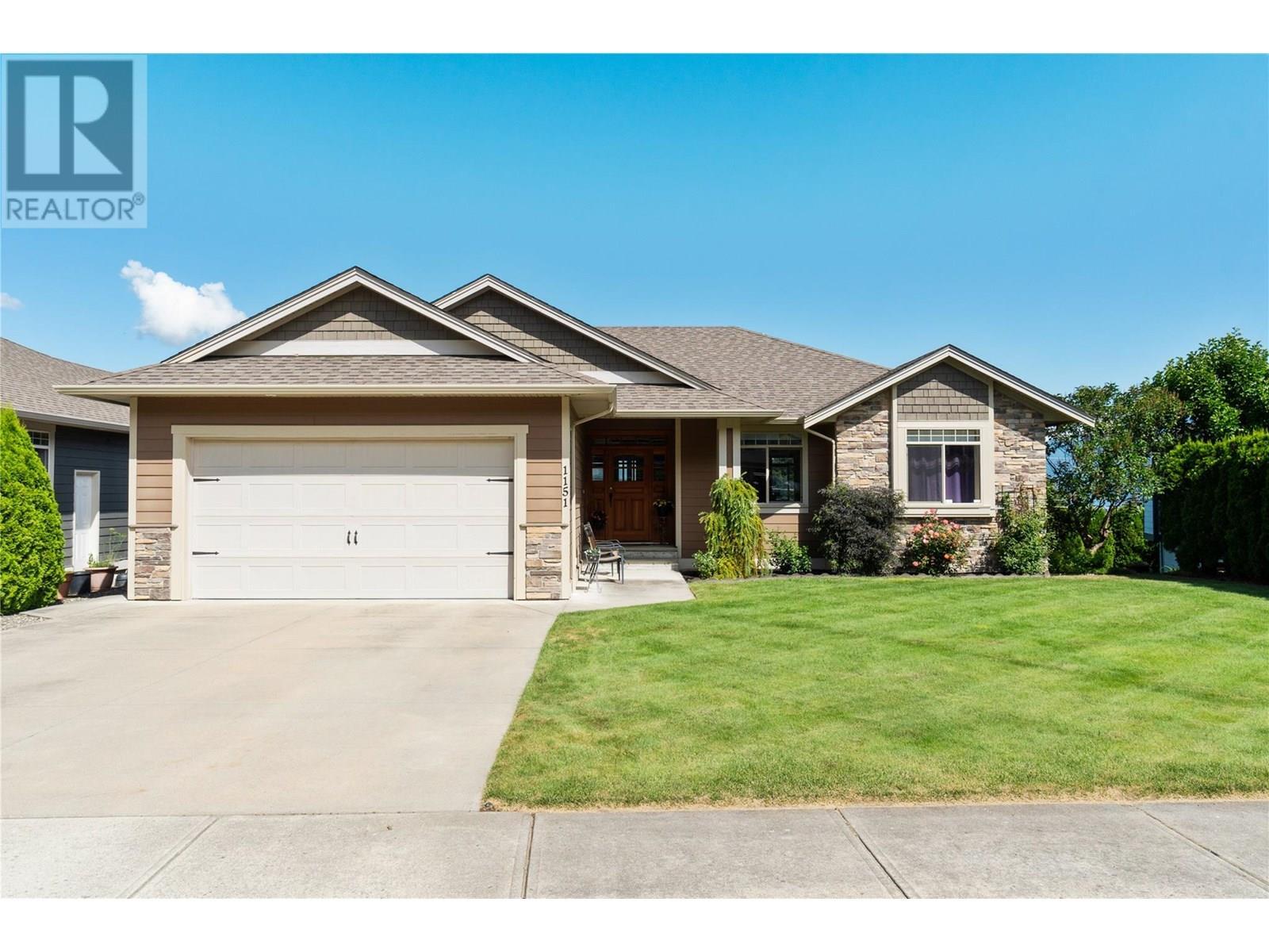 1151 23 Avenue Southwest  Salmon Arm BC V1E 0A9 photo
