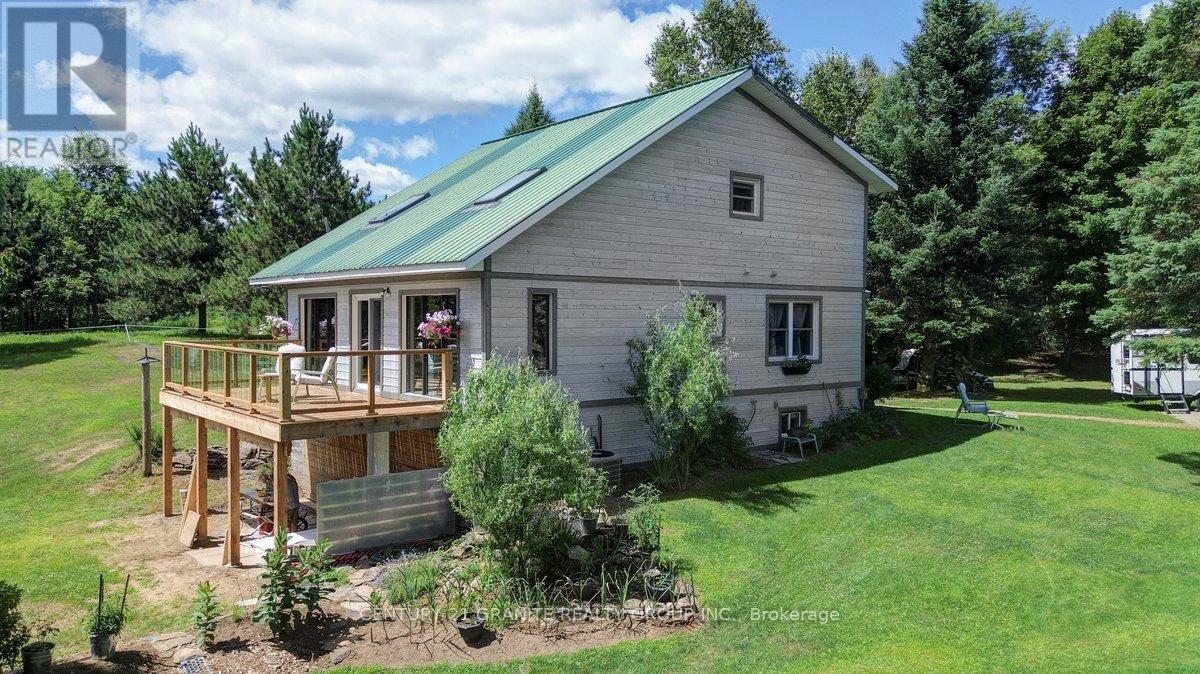Property Photo: 842 Upper Turriff Road ON K0L 1C0
