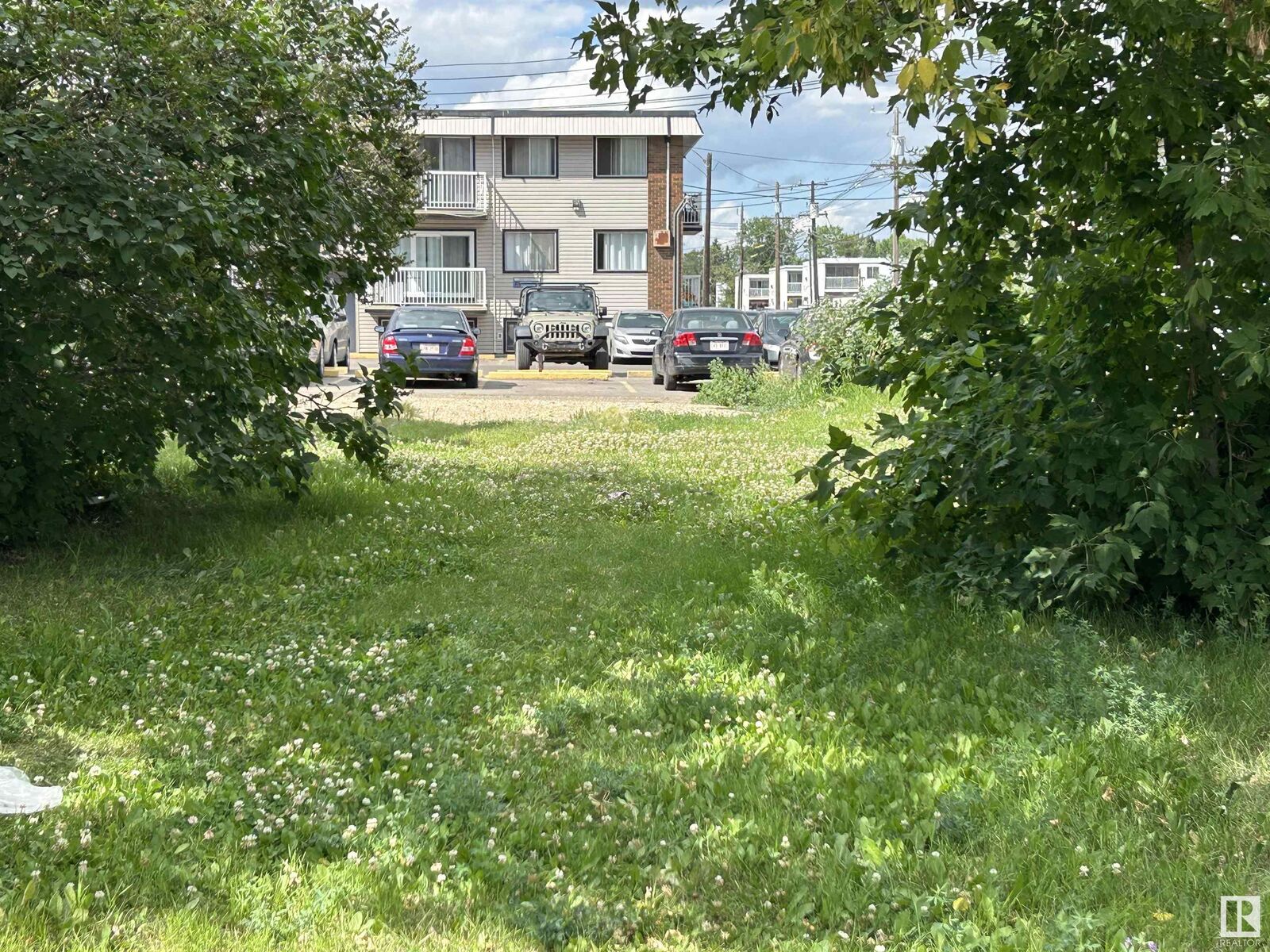 Property Photo:  11022 106 Avenue NW  AB T5H 0R3 