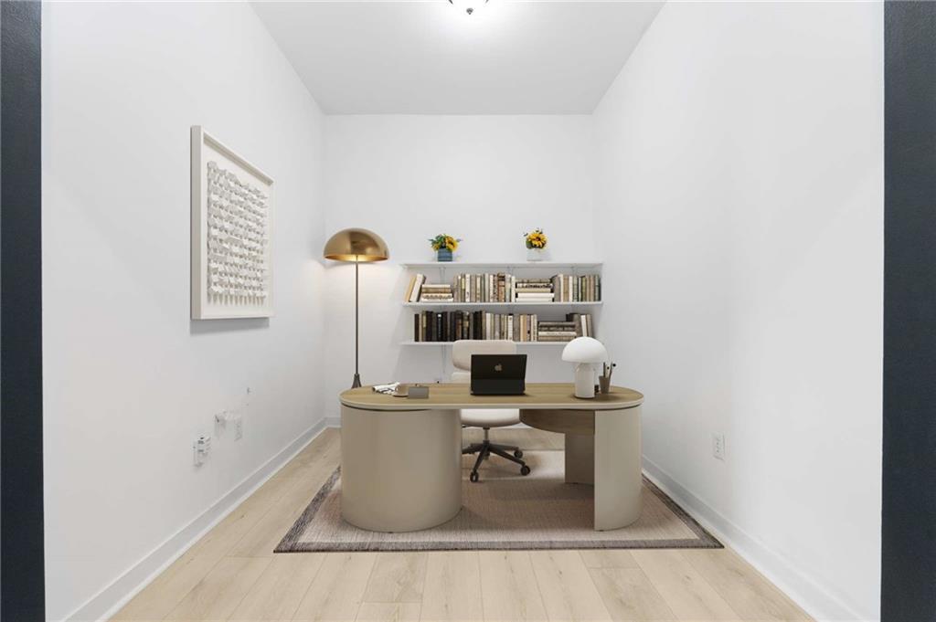 Property Photo:  565 Peachtree Street NE 1005  GA 30308 