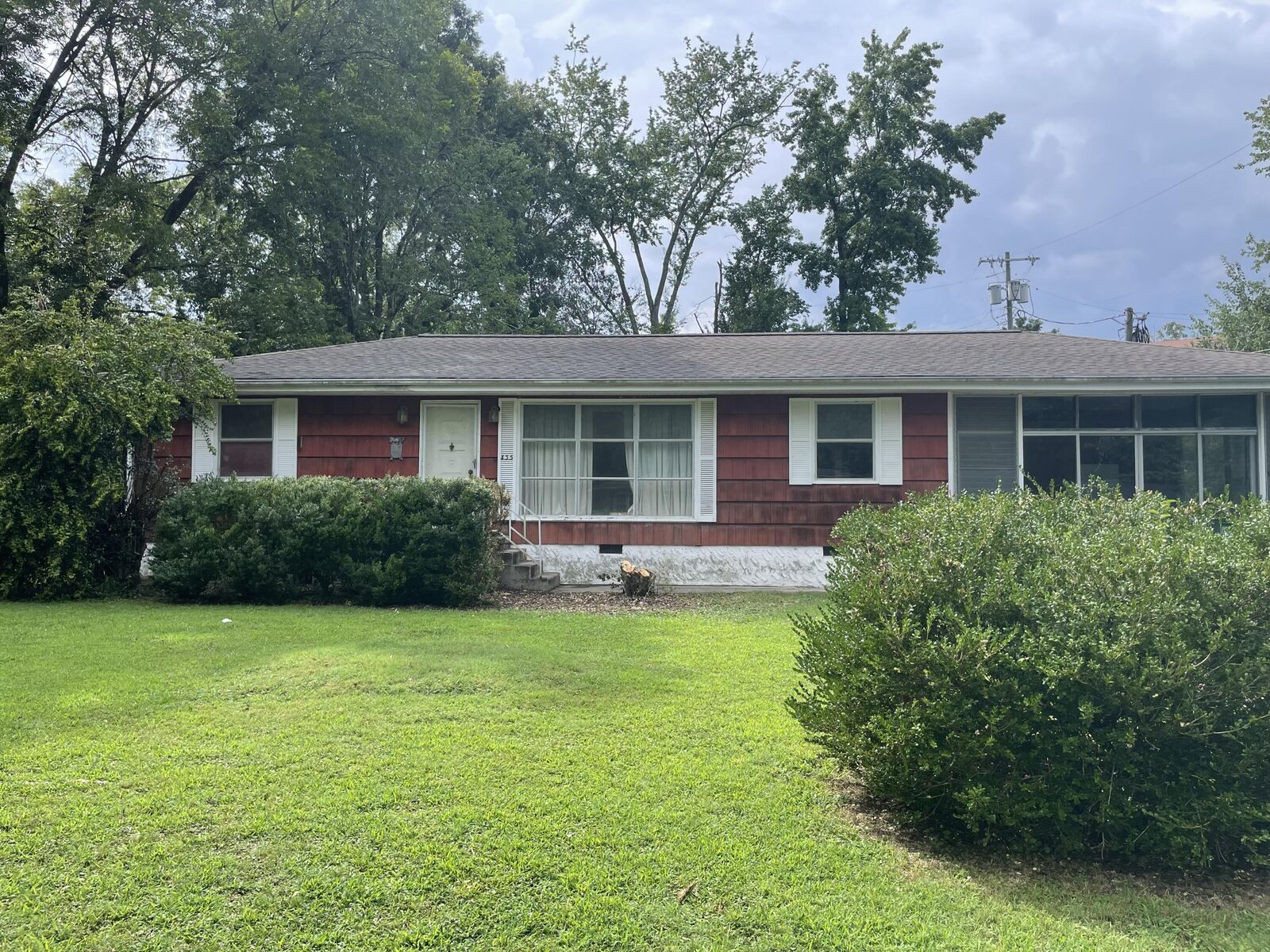 Property Photo: 835 Brookfield Avenue TN 37412