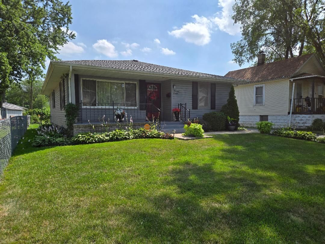 Property Photo: 1316 Ada Street IL 60432