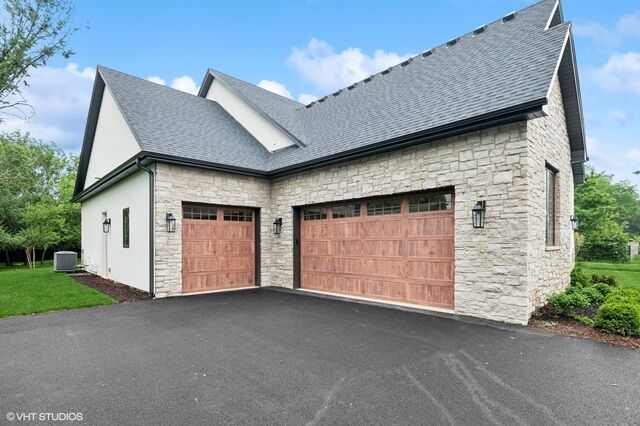 Property Photo: 10940 German Church Road IL 60525