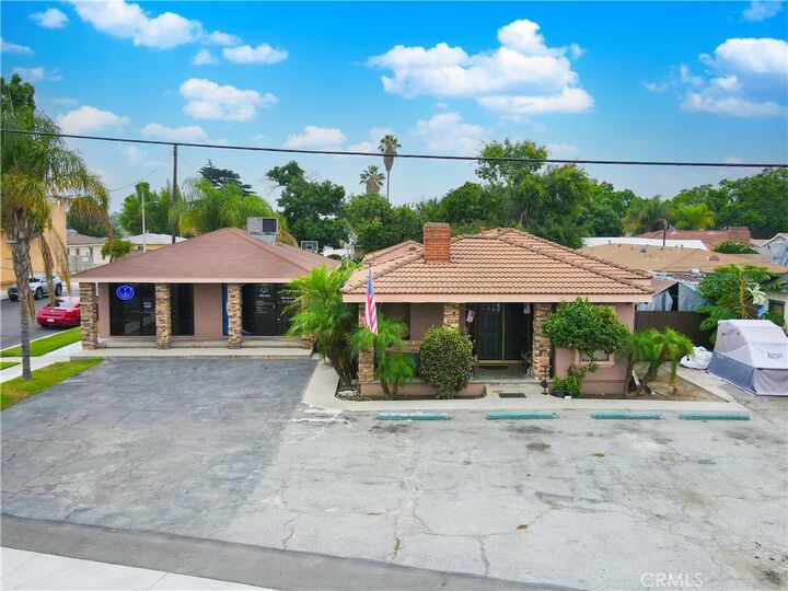 Property Photo:  9504 Telegraph Road  CA 90240