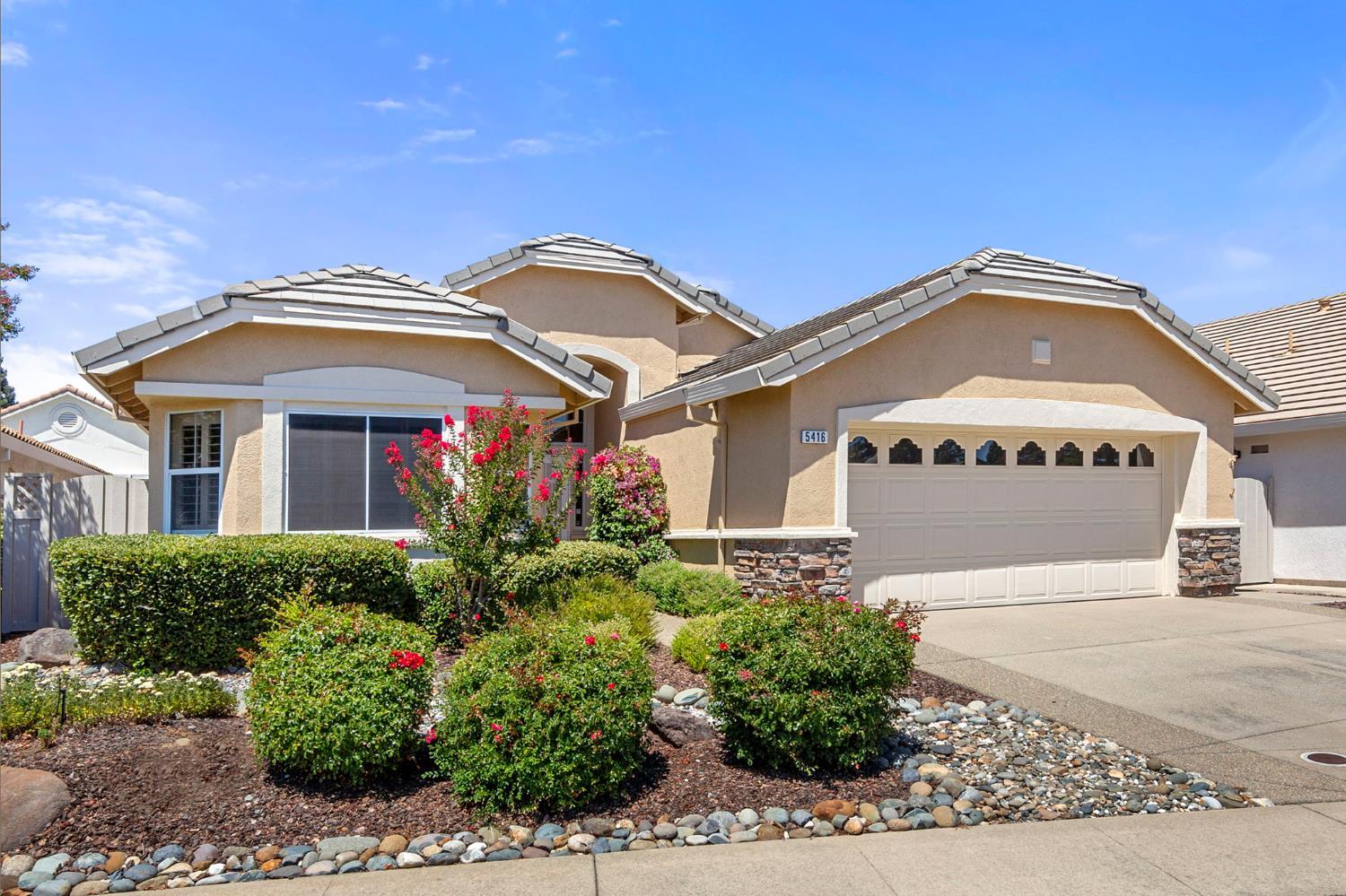 Property Photo: 5416 Campcreek Loop CA 95747